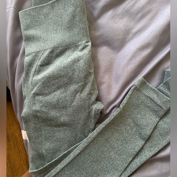 Workout leggings - Picture 2 of 6